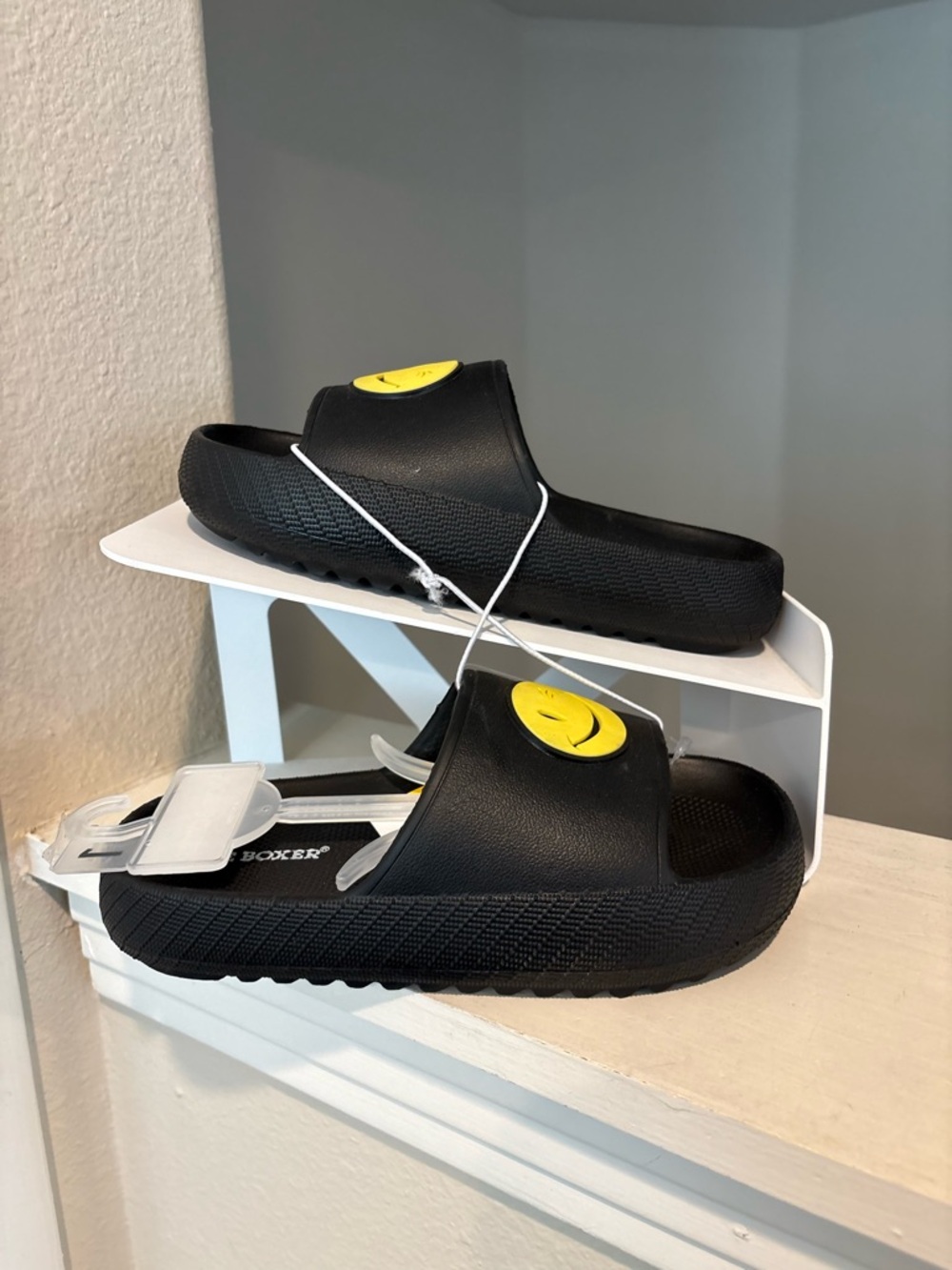 Joe Boxer Kids' Smiley Face Slides Black - Youth Sz 1 NEW